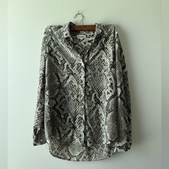 L'agence animal print silk button‎ up top size S - Picture 1 of 5